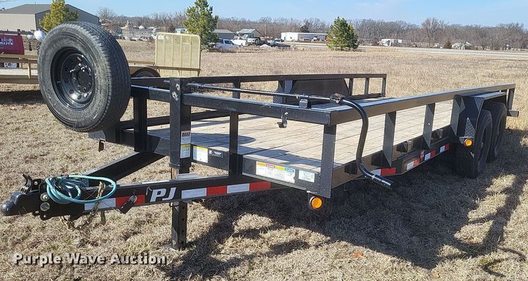 image for item MI9998 2022 PJ utility trailer
