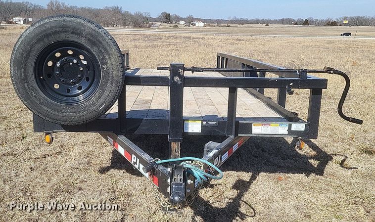image for item MI9998 2022 PJ utility trailer