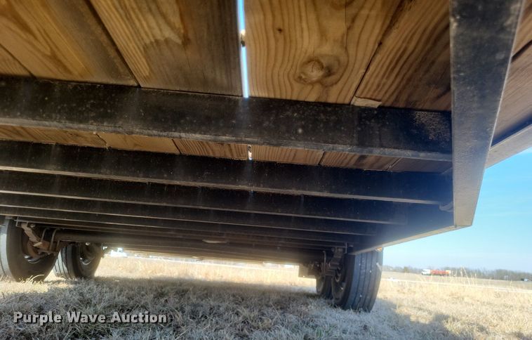 image for item MI9998 2022 PJ utility trailer