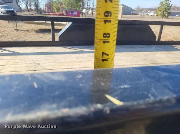 image for item MI9998 2022 PJ utility trailer