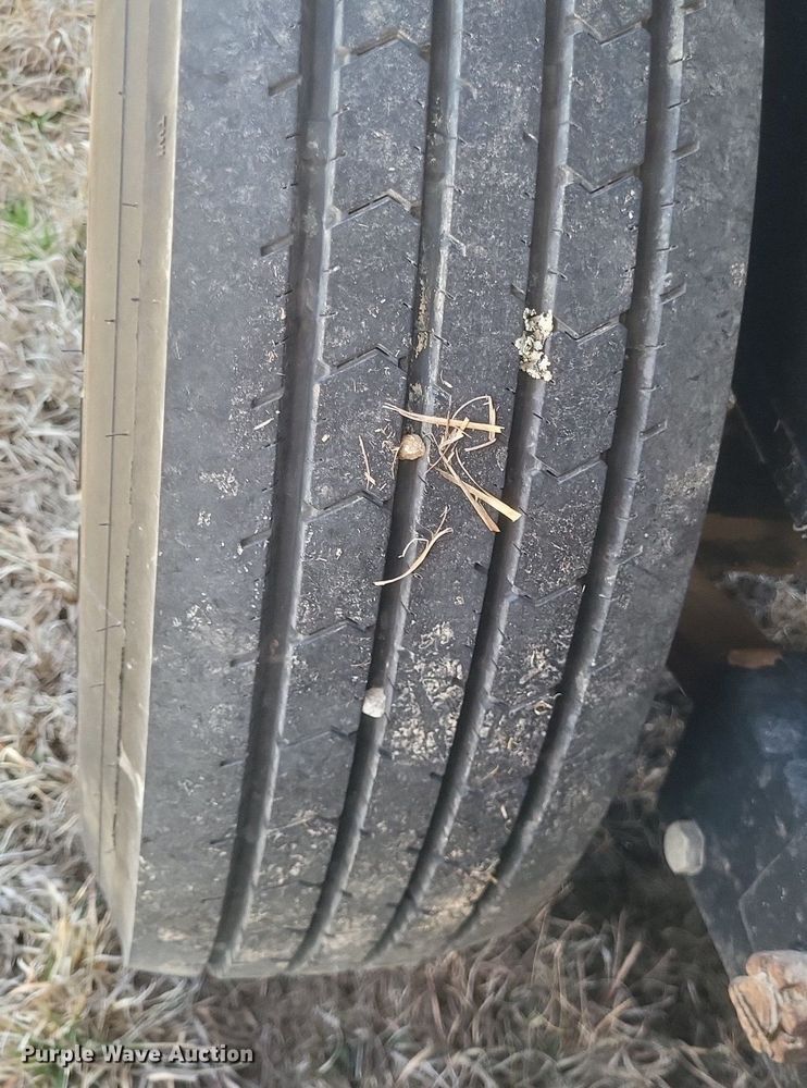 image for item MI9998 2022 PJ utility trailer