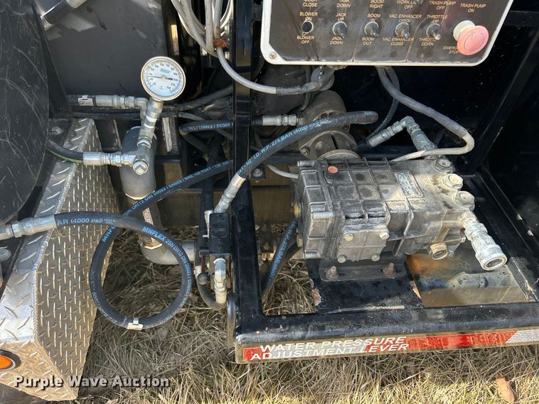 image for item MO9180 2015 Sewer Equipment  RamVac HX-3000 vacuum excavator