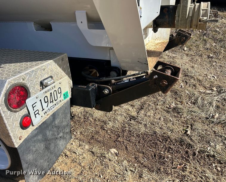 image for item MO9180 2015 Sewer Equipment  RamVac HX-3000 vacuum excavator