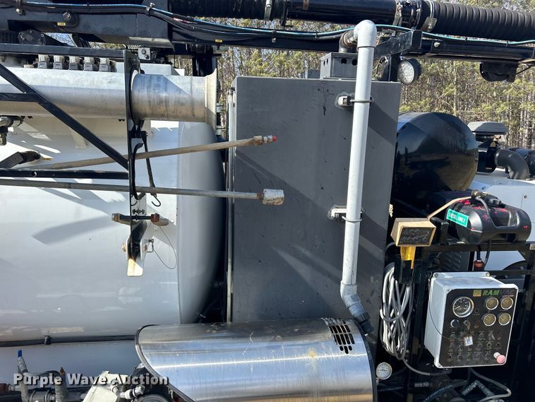 image for item MO9180 2015 Sewer Equipment  RamVac HX-3000 vacuum excavator