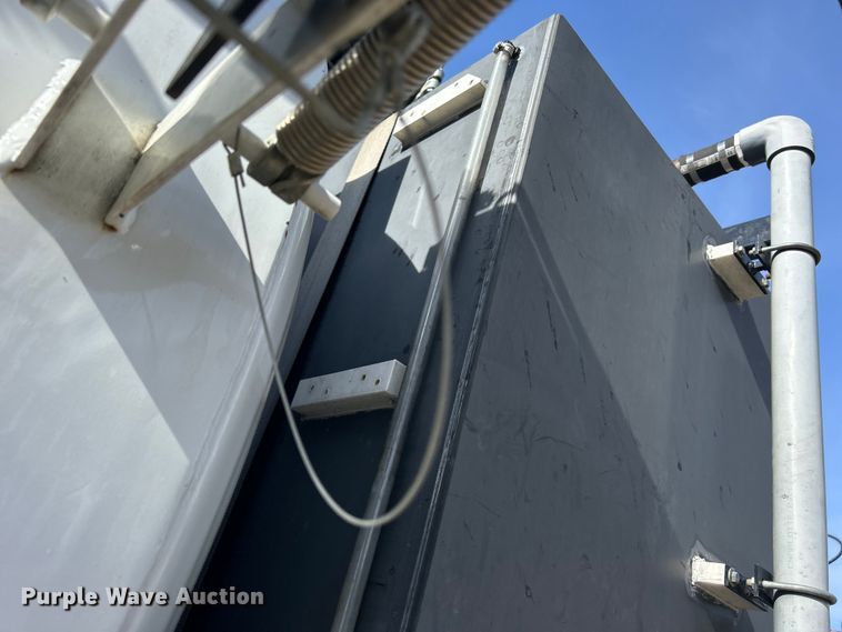 image for item MO9180 2015 Sewer Equipment  RamVac HX-3000 vacuum excavator