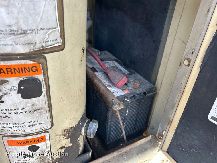 image for item MO9182 1998 Ingersoll Rand  R175 air compressor