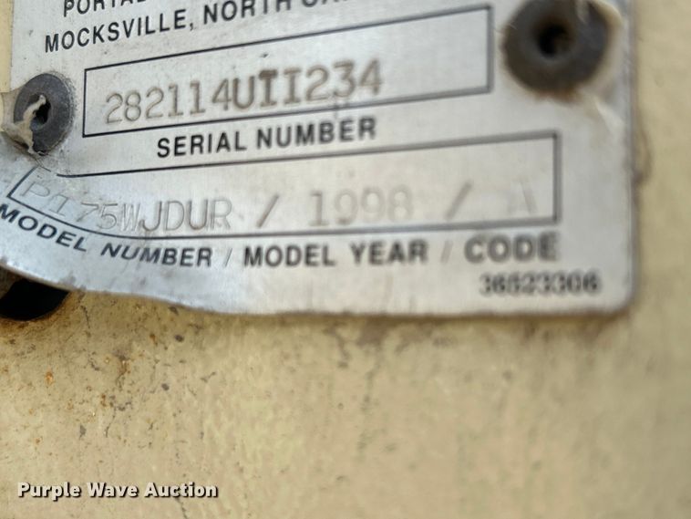 image for item MO9182 1998 Ingersoll Rand  R175 air compressor