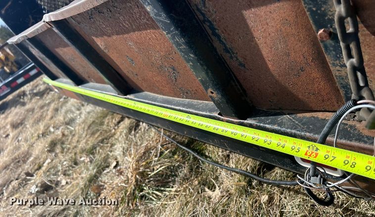 image for item MO9183 Knapheide  dump bed