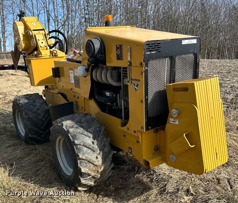 image for item MO9185 2016 Vermeer  PTX40 cable plow