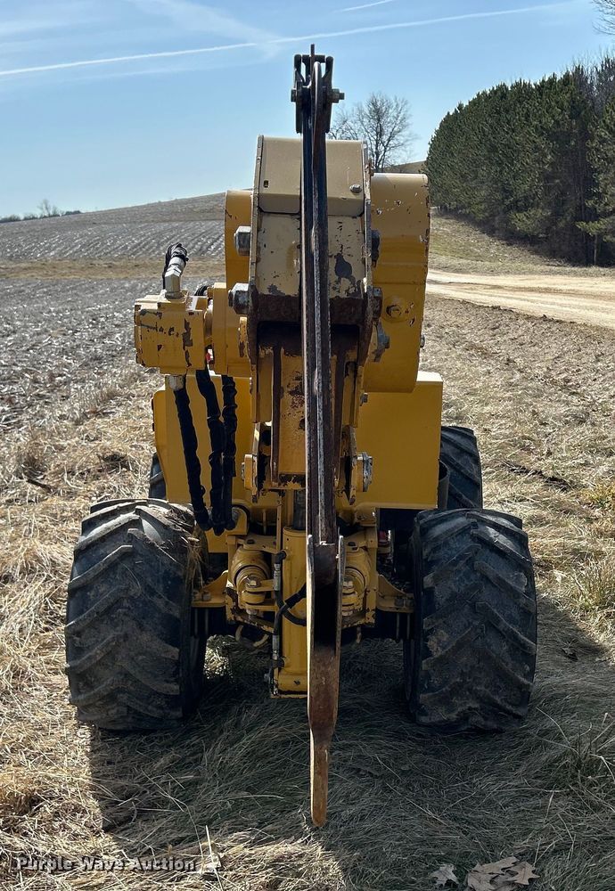 image for item MO9185 2016 Vermeer  PTX40 cable plow