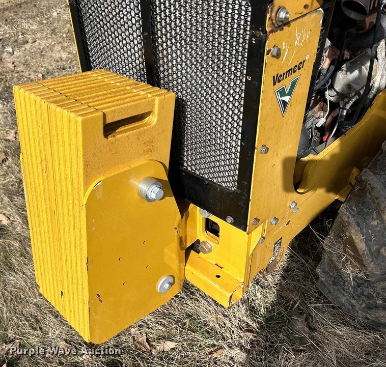 image for item MO9185 2016 Vermeer  PTX40 cable plow