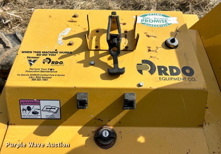 image for item MO9185 2016 Vermeer  PTX40 cable plow