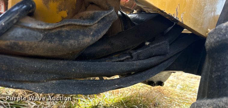 image for item MO9185 2016 Vermeer  PTX40 cable plow