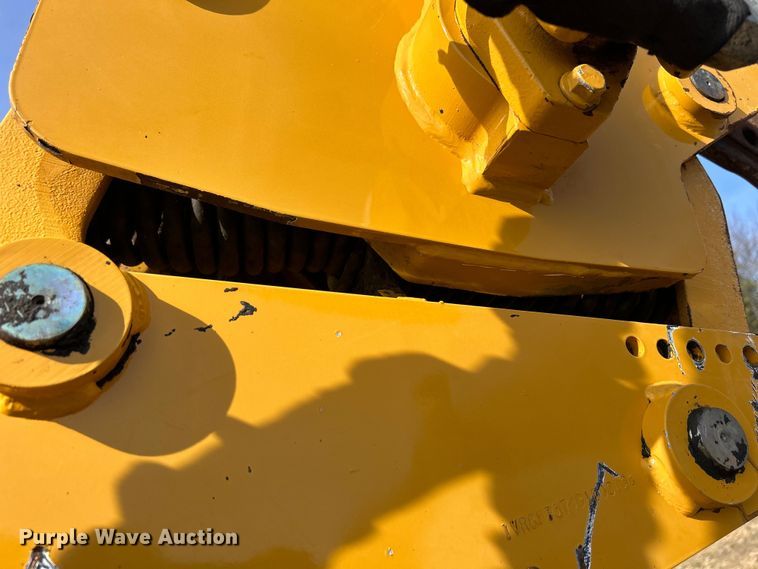 image for item MO9185 2016 Vermeer  PTX40 cable plow