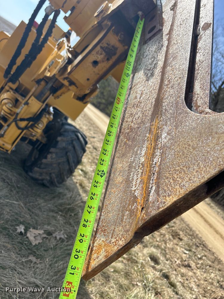 image for item MO9185 2016 Vermeer  PTX40 cable plow