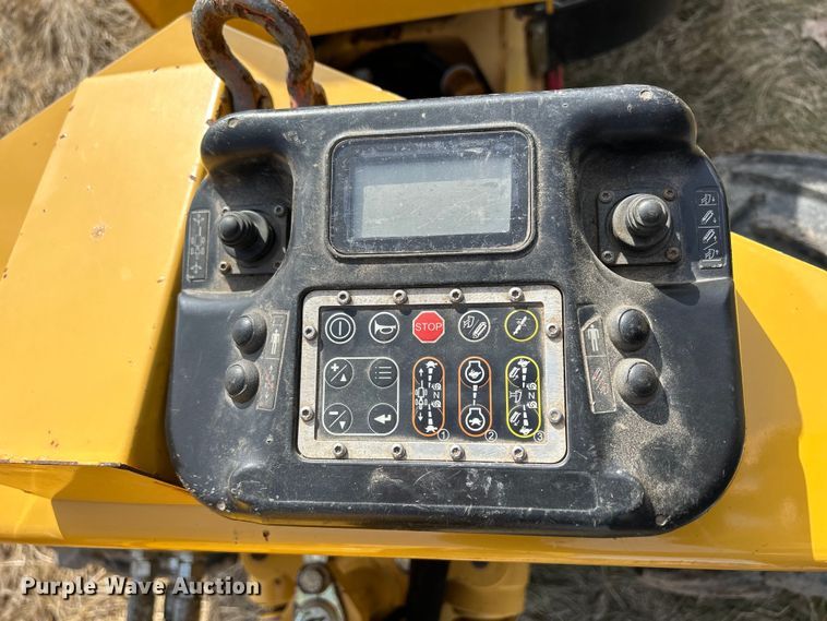 image for item MO9185 2016 Vermeer  PTX40 cable plow