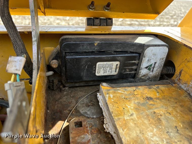 image for item MO9185 2016 Vermeer  PTX40 cable plow