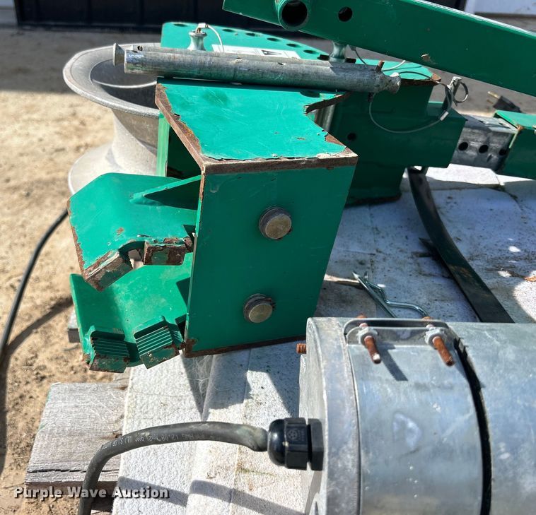 image for item MO9187 Greenlee UT4 Tugger cable puller