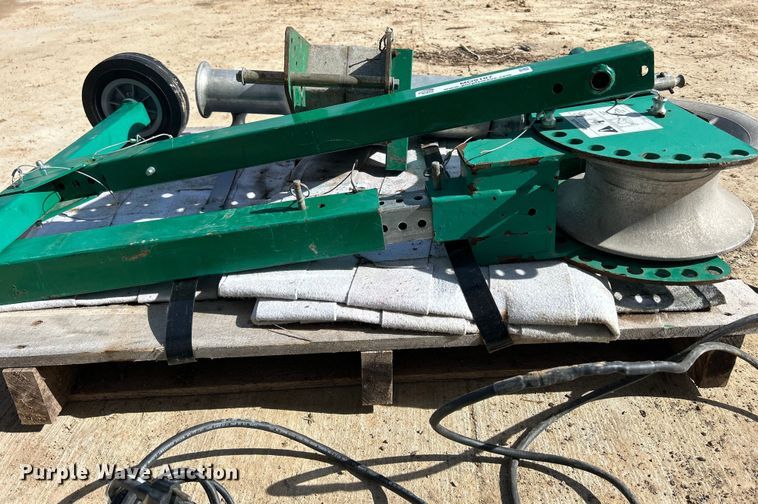 image for item MO9187 Greenlee UT4 Tugger cable puller