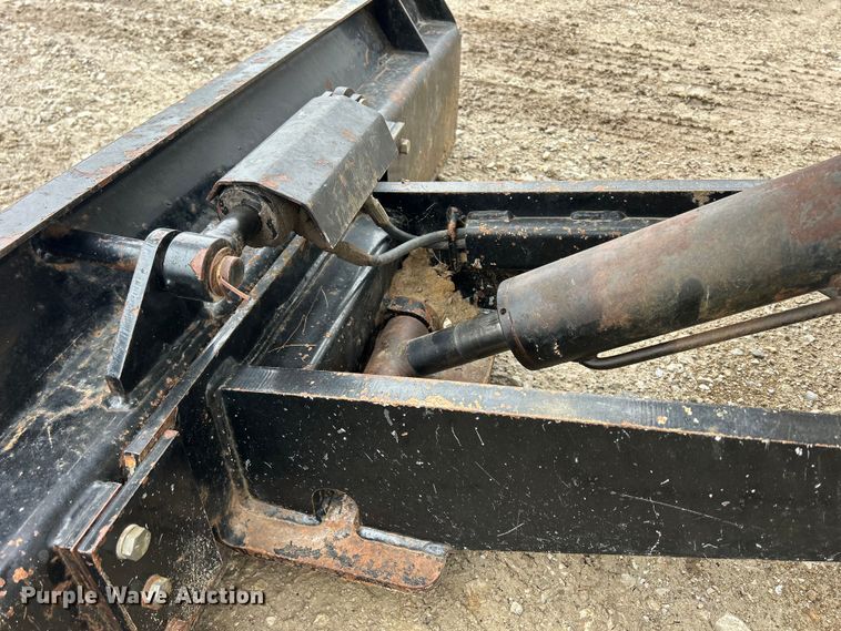 image for item MO9193 2008 Vermeer  RT650 trencher