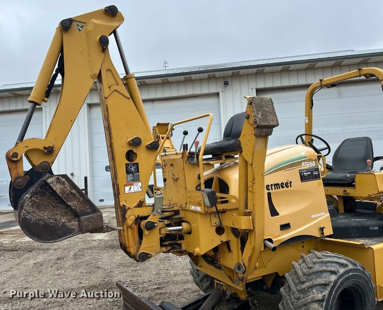 image for item MO9193 2008 Vermeer  RT650 trencher