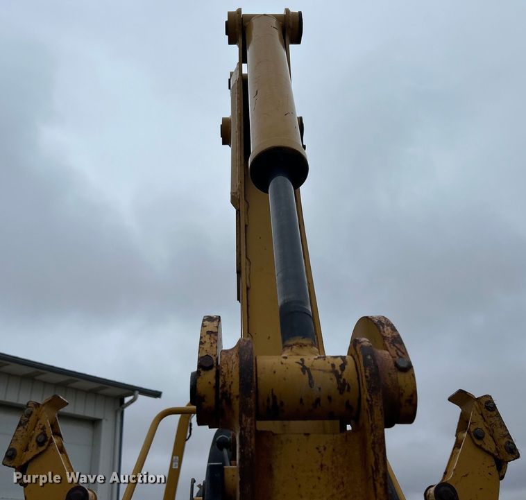 image for item MO9193 2008 Vermeer  RT650 trencher