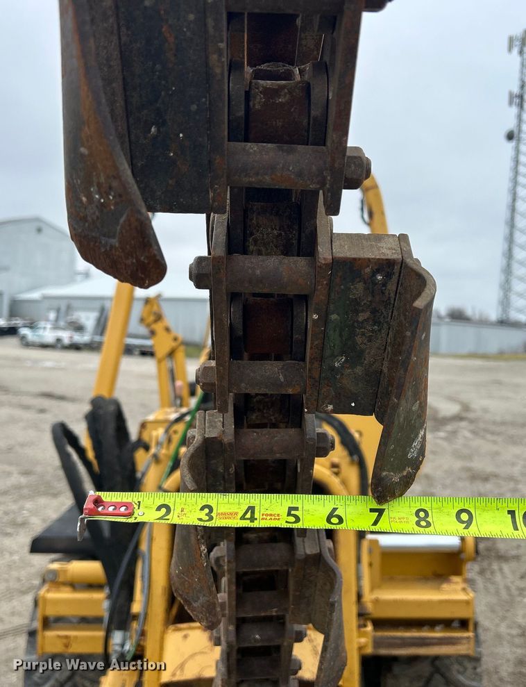 image for item MO9193 2008 Vermeer  RT650 trencher