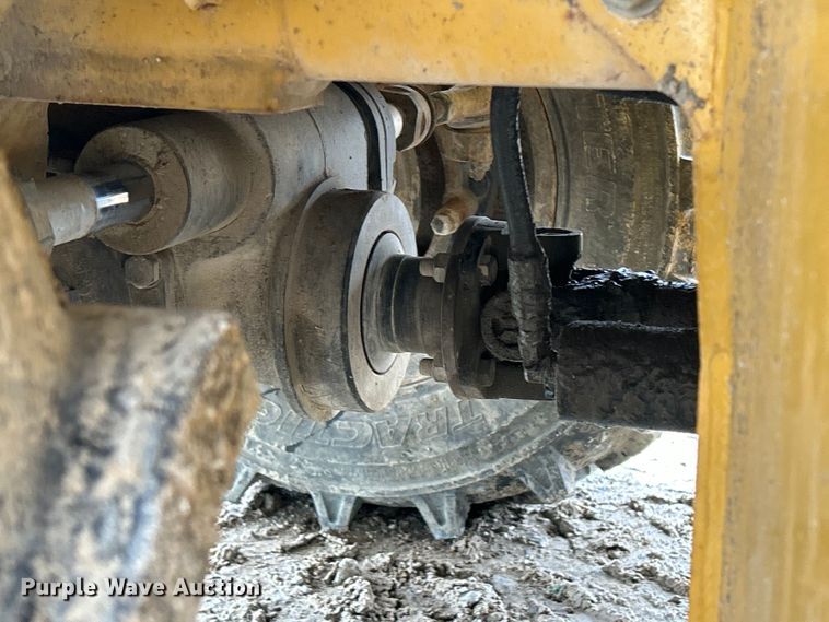 image for item MO9193 2008 Vermeer  RT650 trencher