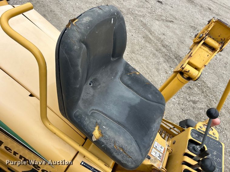 image for item MO9193 2008 Vermeer  RT650 trencher