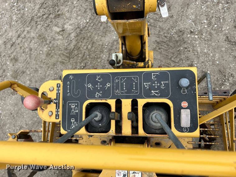 image for item MO9193 2008 Vermeer  RT650 trencher