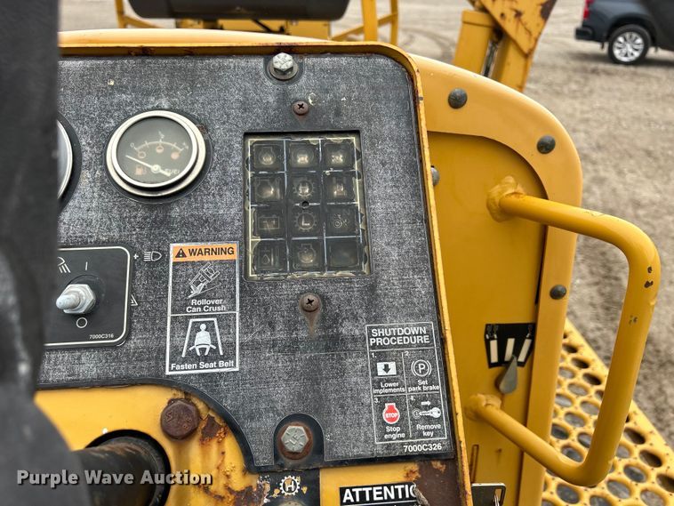 image for item MO9193 2008 Vermeer  RT650 trencher