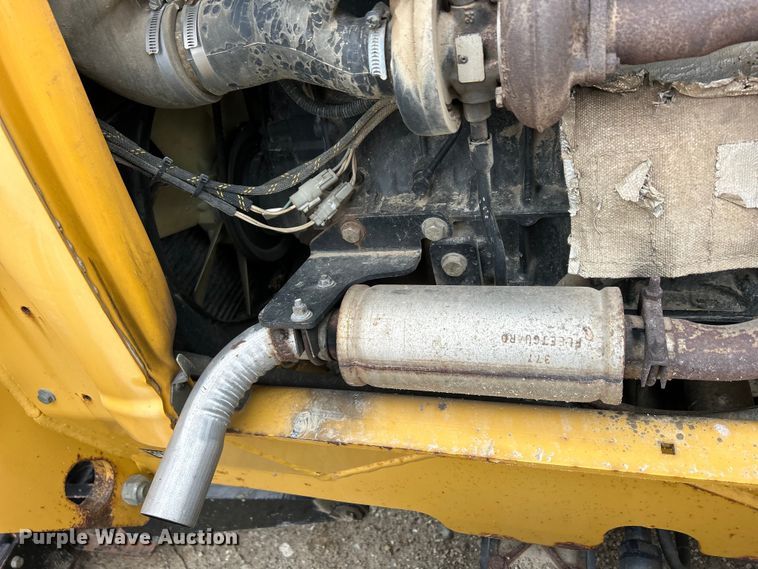 image for item MO9193 2008 Vermeer  RT650 trencher