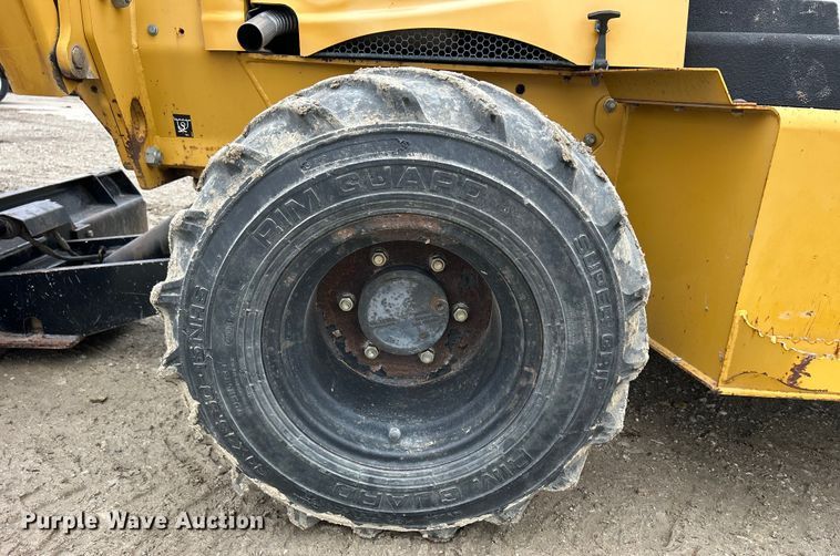 image for item MO9193 2008 Vermeer  RT650 trencher