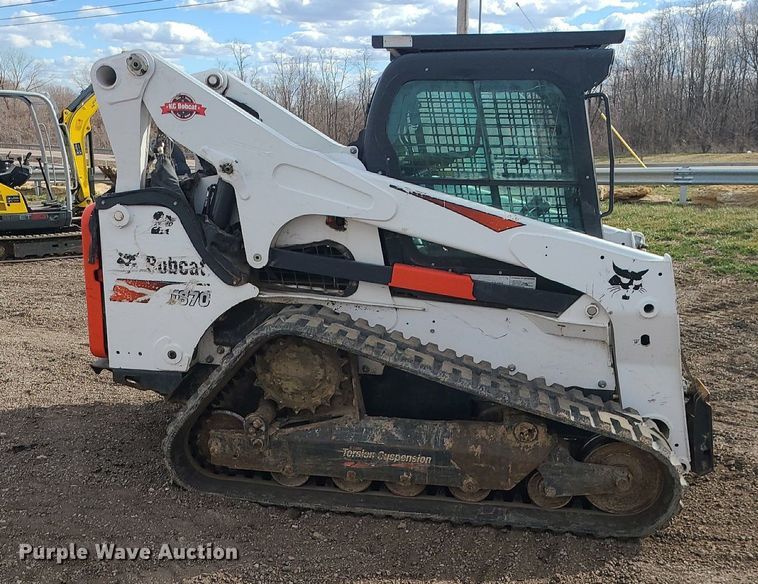 image for item MQ9670 2021 Bobcat T870 tracked skid steer loader