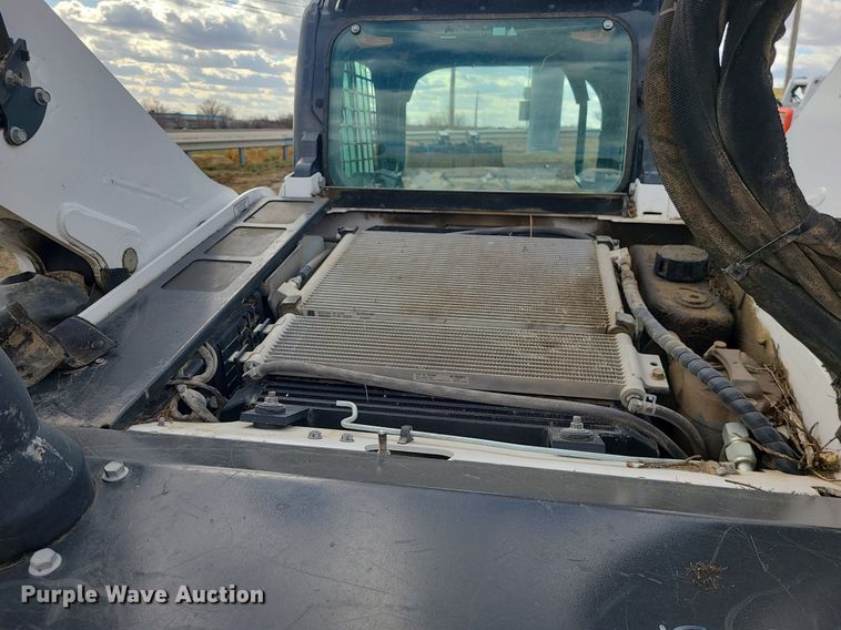 image for item MQ9670 2021 Bobcat T870 tracked skid steer loader