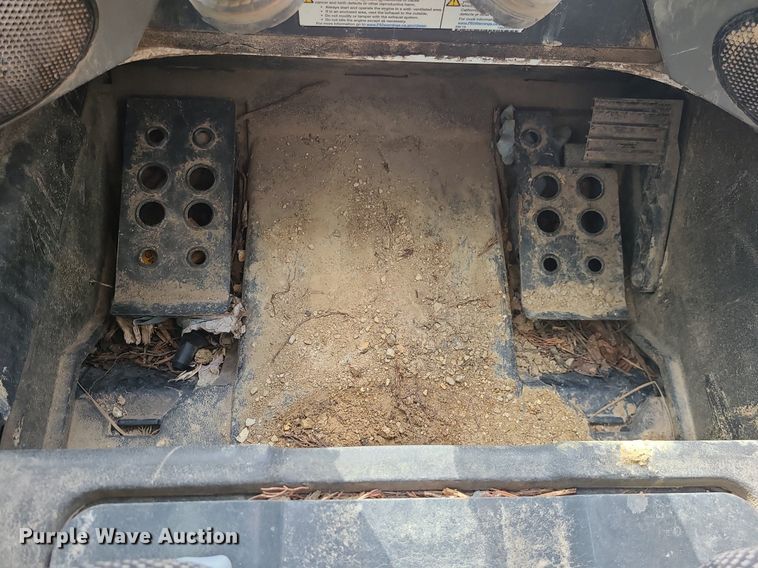 image for item MQ9670 2021 Bobcat T870 tracked skid steer loader