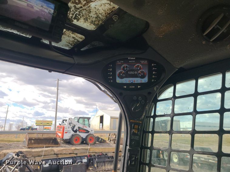 image for item MQ9670 2021 Bobcat T870 tracked skid steer loader