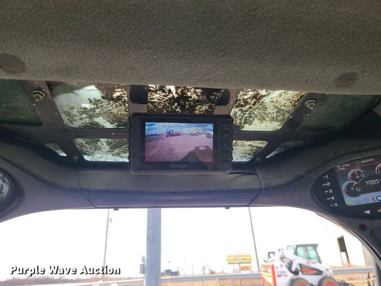 image for item MQ9670 2021 Bobcat T870 tracked skid steer loader