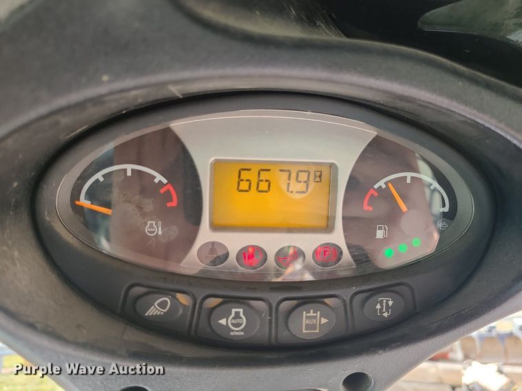 image for item MQ9670 2021 Bobcat T870 tracked skid steer loader