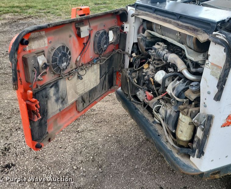 image for item MQ9670 2021 Bobcat T870 tracked skid steer loader