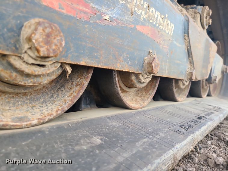 image for item MQ9670 2021 Bobcat T870 tracked skid steer loader