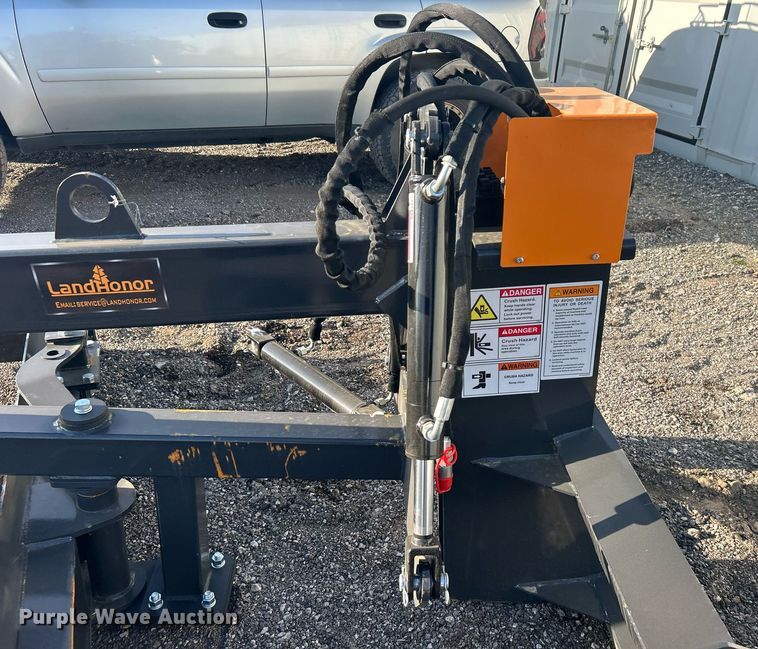 image for item NB9325 2023 LandHonor GM-12-96W skid steer grader