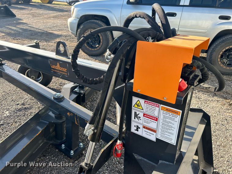 image for item NB9325 2023 LandHonor GM-12-96W skid steer grader