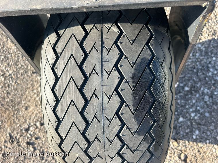 image for item NB9325 2023 LandHonor GM-12-96W skid steer grader