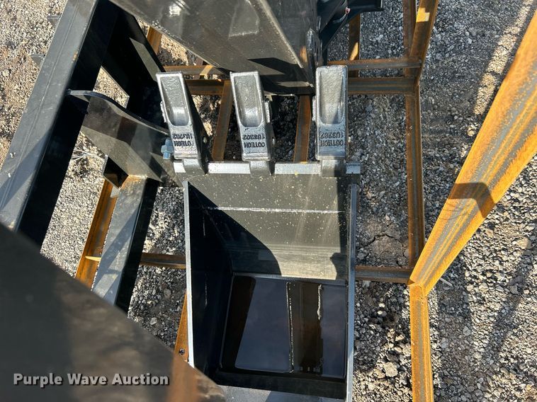 image for item NB9327 Skid steer backhoe
