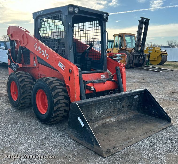 image for item NB9328 2021 Kubota SSV75 skid steer loader