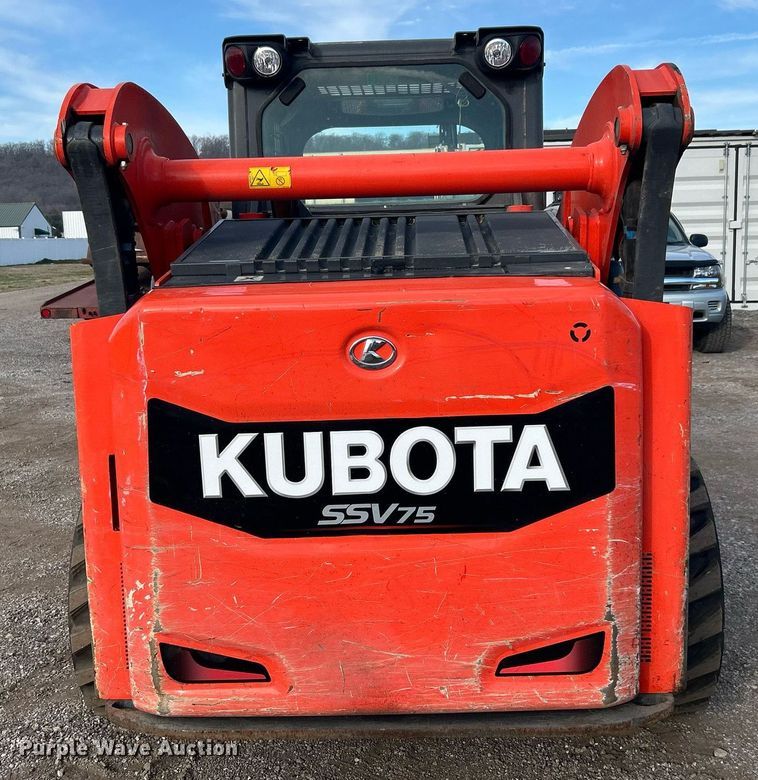 image for item NB9328 2021 Kubota SSV75 skid steer loader