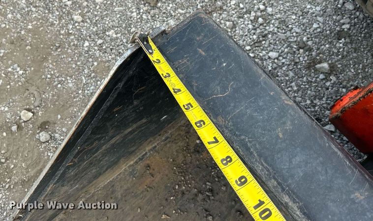 image for item NB9328 2021 Kubota SSV75 skid steer loader