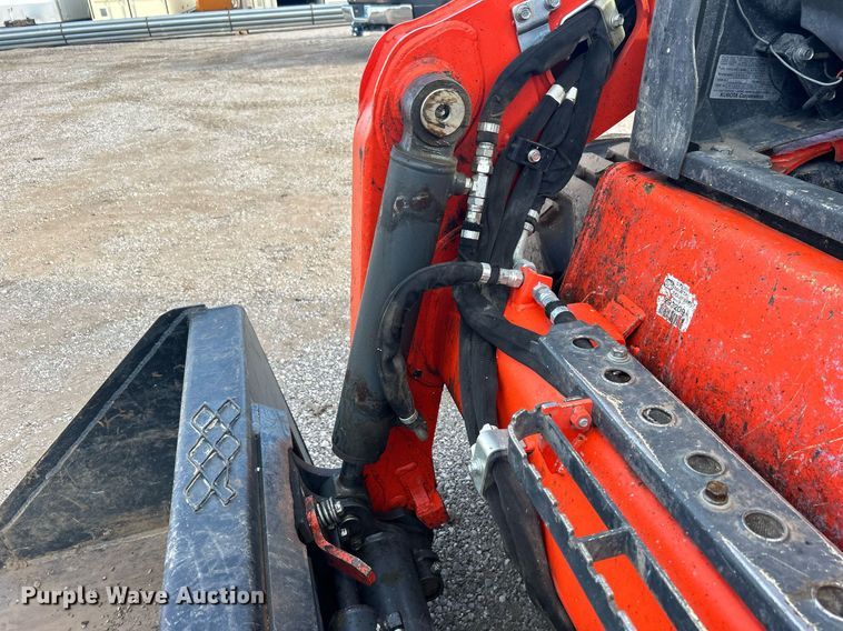 image for item NB9328 2021 Kubota SSV75 skid steer loader