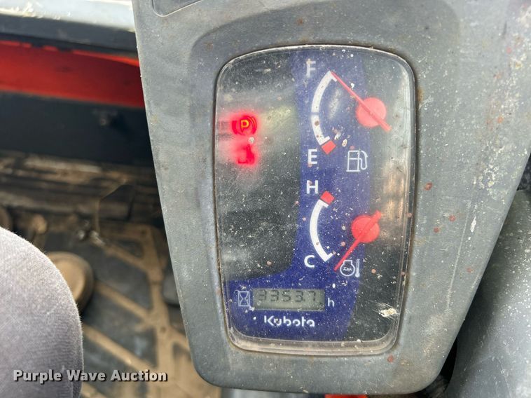 image for item NB9328 2021 Kubota SSV75 skid steer loader